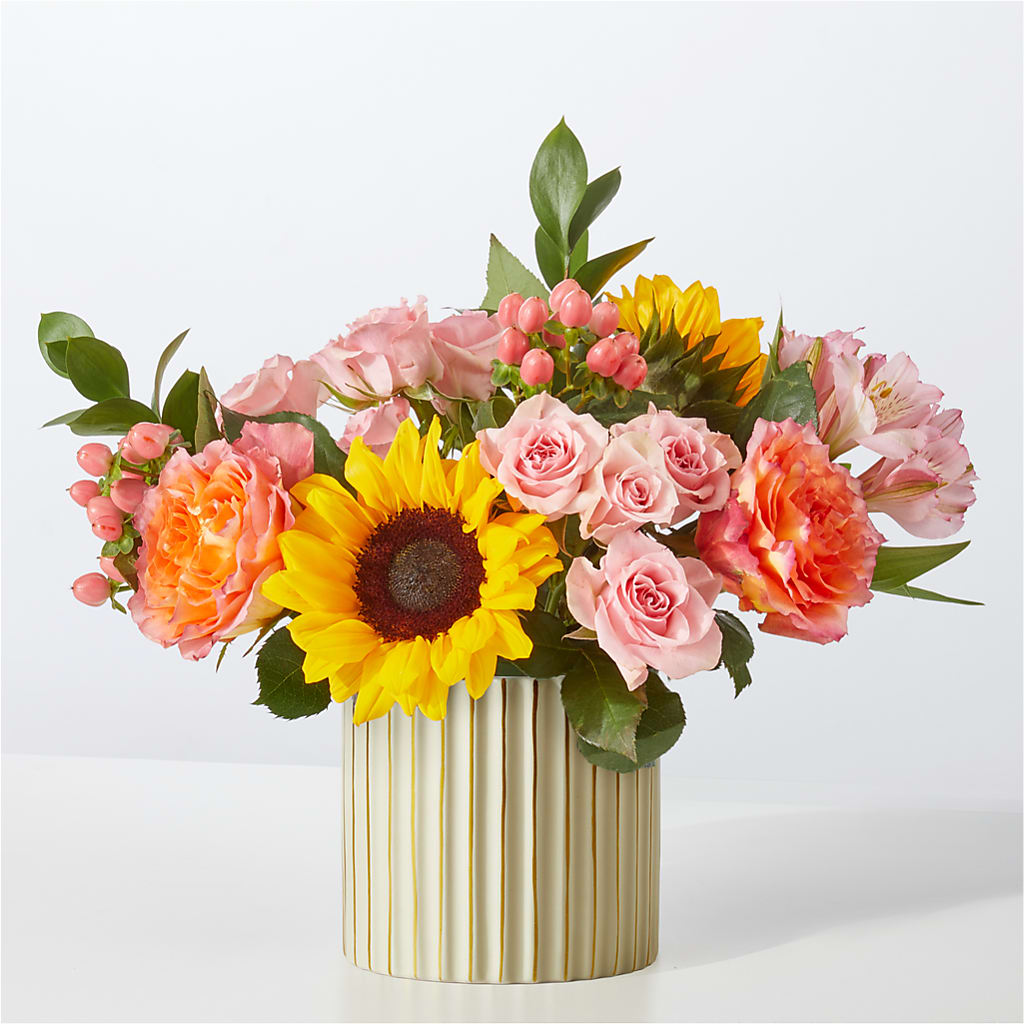 Sun's Out Bouquet – WATSON'S FLOWERS AND GIFTS, West Helena AR
