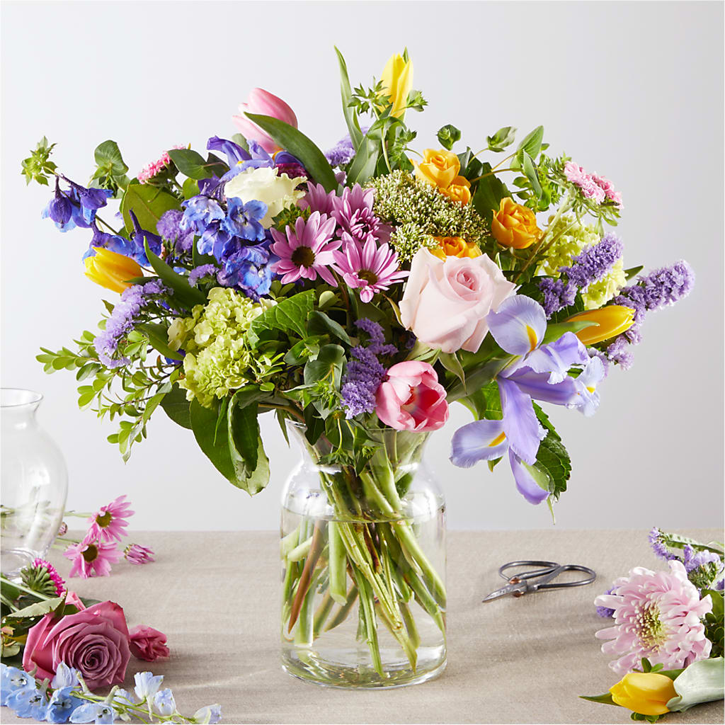 Pastel Tradition - A Florist Original – WATSON'S FLOWERS AND GIFTS, West Helena AR