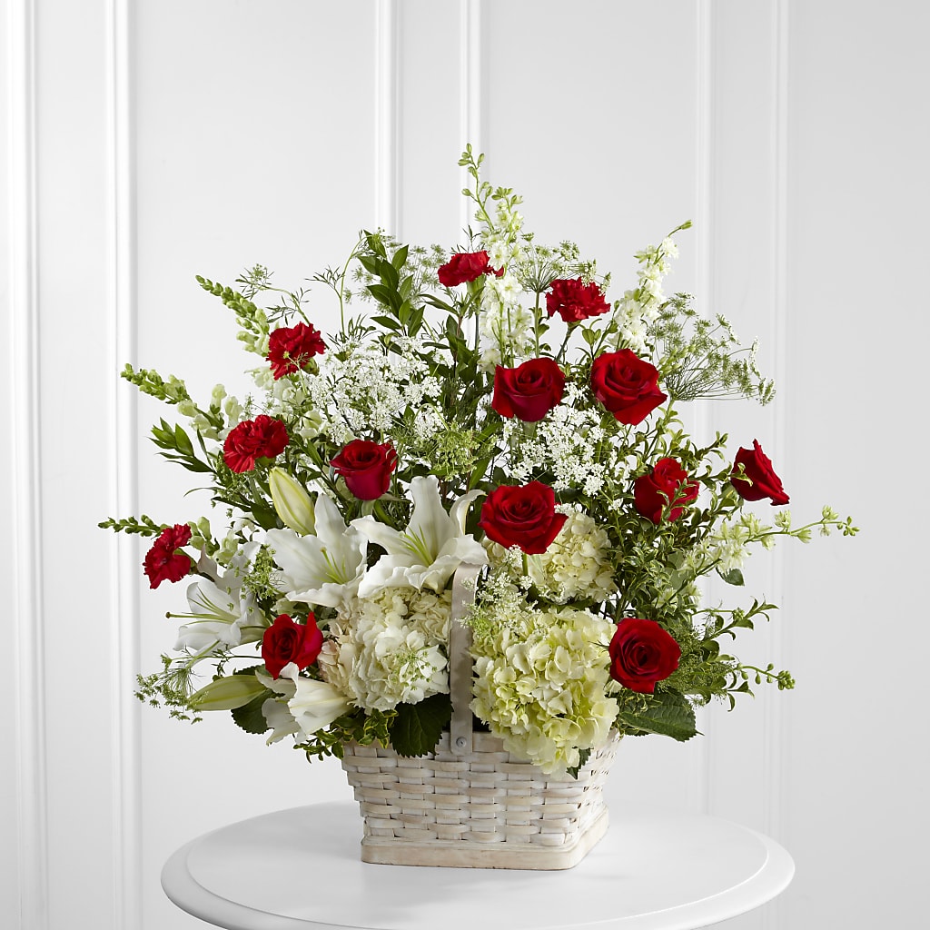 In Loving Memory Arrangement – WATSON'S FLOWERS AND GIFTS, West Helena AR