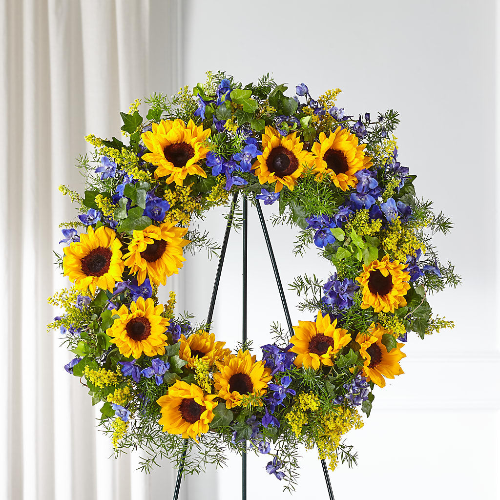 Bright Rays Wreath – WATSON'S FLOWERS AND GIFTS, West Helena AR