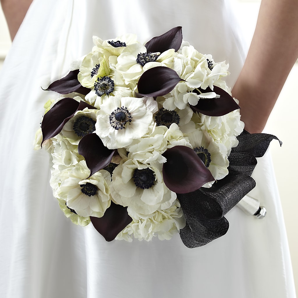 To Have and To Hold Bouquet – WATSON'S FLOWERS AND GIFTS, West Helena AR