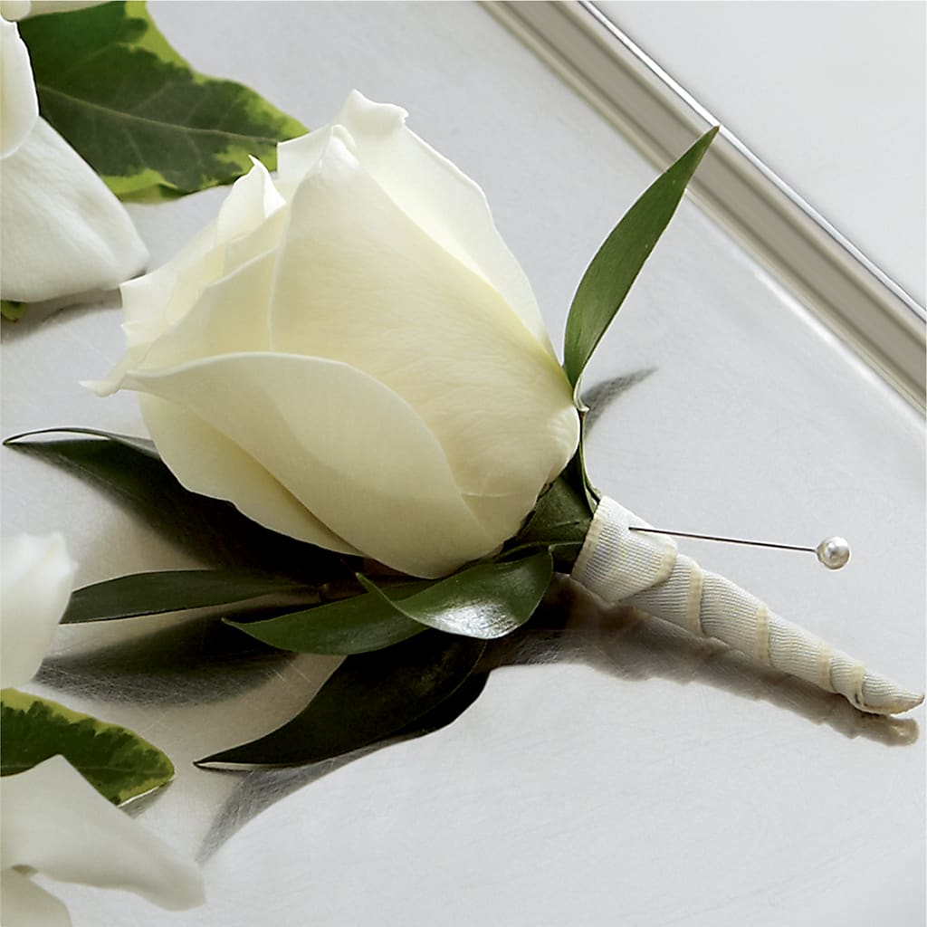 White Rose Boutonniere – WATSON'S FLOWERS AND GIFTS, West Helena AR