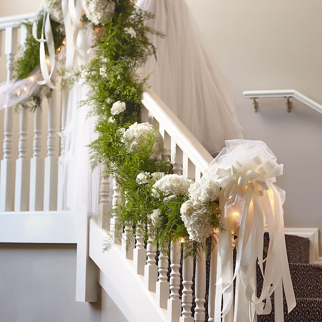 Champagne Dreams Garland – WATSON'S FLOWERS AND GIFTS, West Helena AR