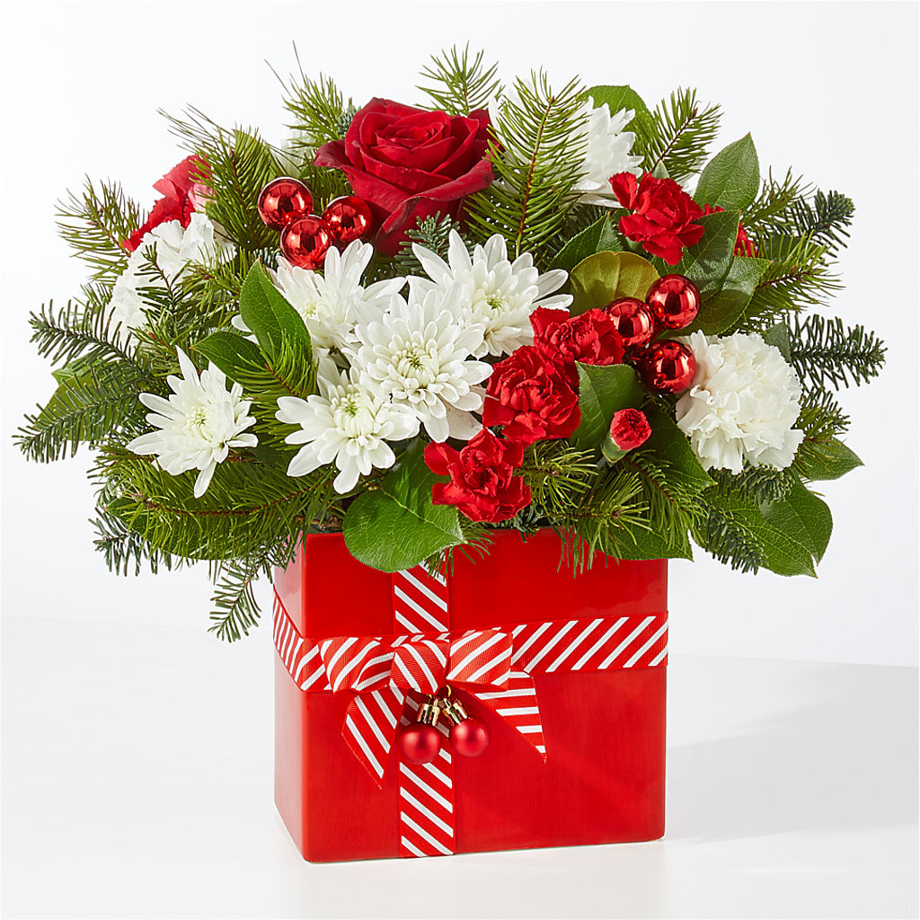 Presents Under the Tree Bouquet – WATSON'S FLOWERS AND GIFTS, West Helena AR