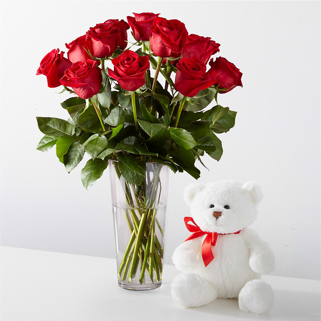 Romantic Long Stem Red Rose Bouquet Bundles – WATSON'S FLOWERS AND GIFTS, West Helena AR
