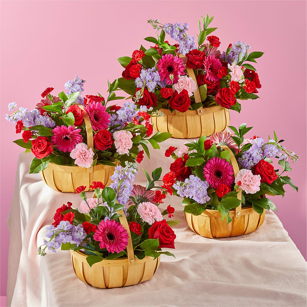 Pink Picnic Basket – WATSON'S FLOWERS AND GIFTS, West Helena AR
