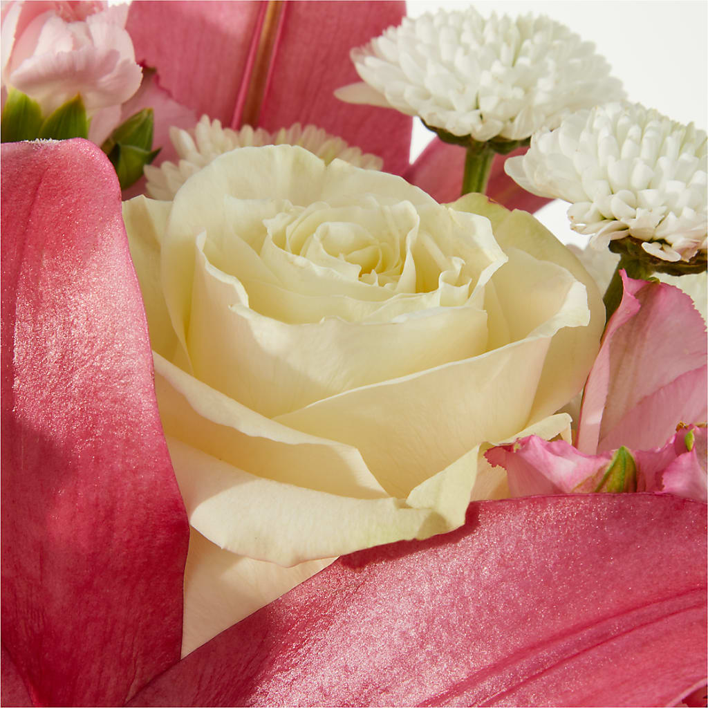Piece of Cake Bouquet – WATSON'S FLOWERS AND GIFTS, West Helena AR