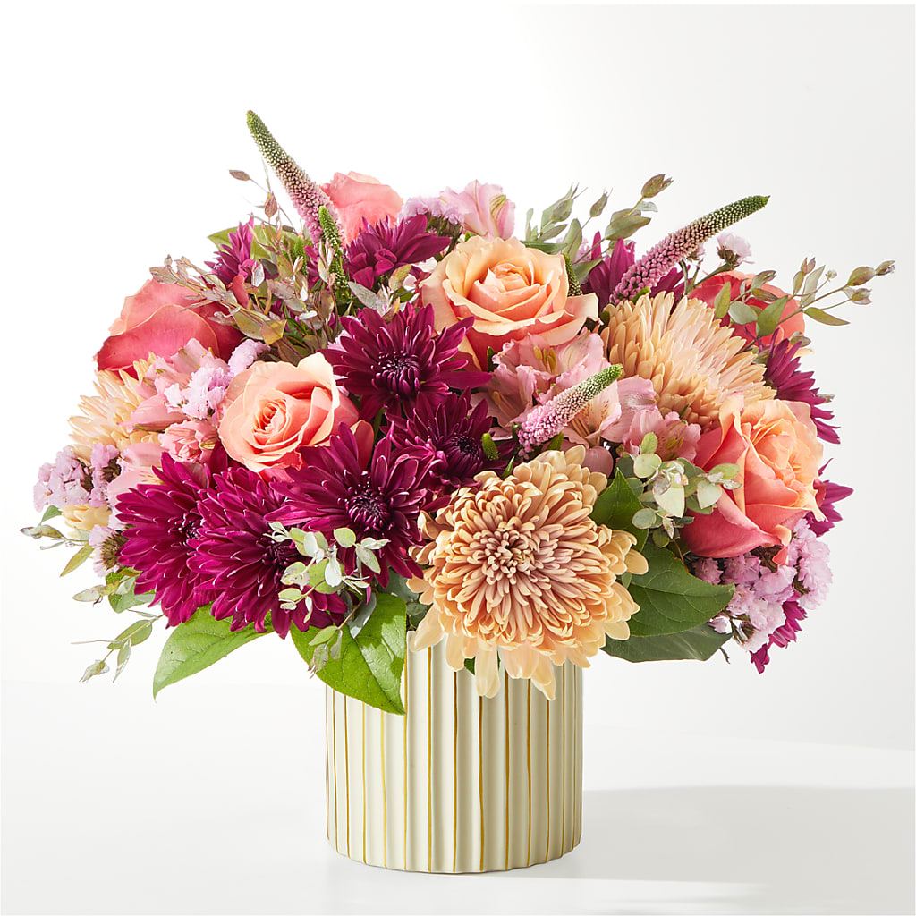 Berry Cobbler Bouquet with Ivory Vase – WATSON'S FLOWERS AND GIFTS, West Helena AR