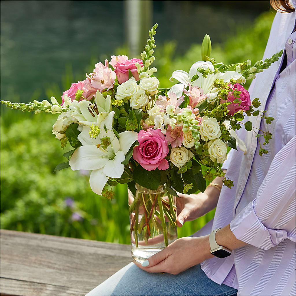 Fondly Bouquet – WATSON'S FLOWERS AND GIFTS, West Helena AR