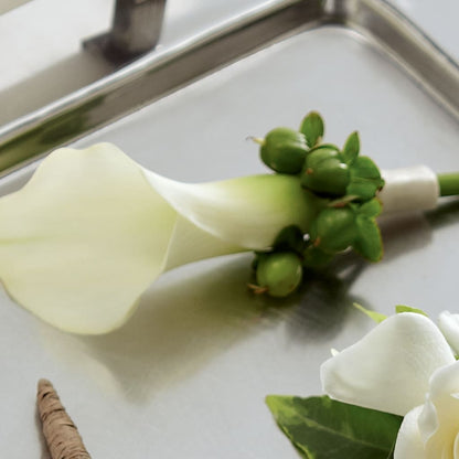 White Calla Boutonniere – WATSON'S FLOWERS AND GIFTS, West Helena AR